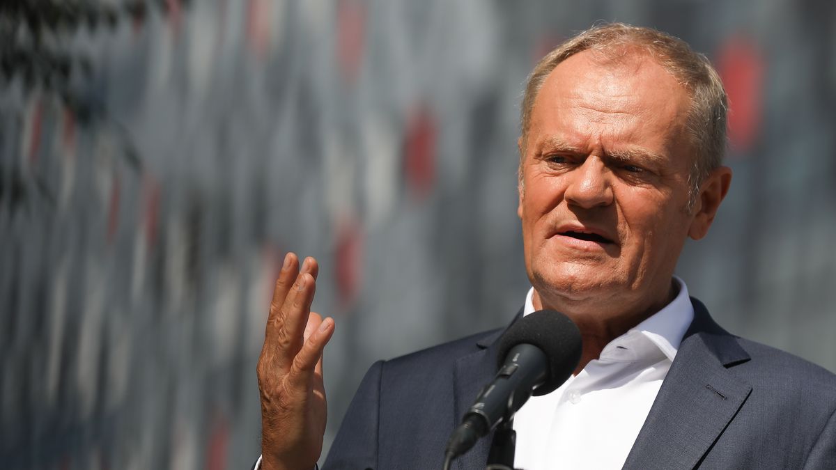 Donald Tusk, Prime Minister of Poland, speaks during a press conference with Monika Piatkowska, a senator and candidate for Mayor of Krakow, in front of the ICE Congress Center in Krakow, Poland, on August 20, 2026. Early elections were called in Krakow following a referendum that dismissed Mayor Aleksander Miszalski. Piatkowska is running as an independent candidate with the support of the ruling coalition. (Photo by Klaudia Radecka/NurPhoto via Getty Images)