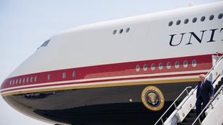 Tymczasowy Air Force One wraca do hangaru. Boeing 747-8 przejdzie doposażenie