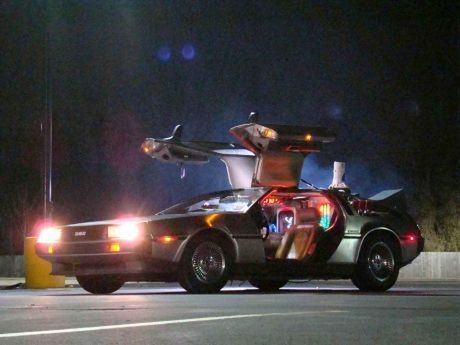Autokult: Replika DeLoreana z “Powrotu do Przyszłości” (wideo)