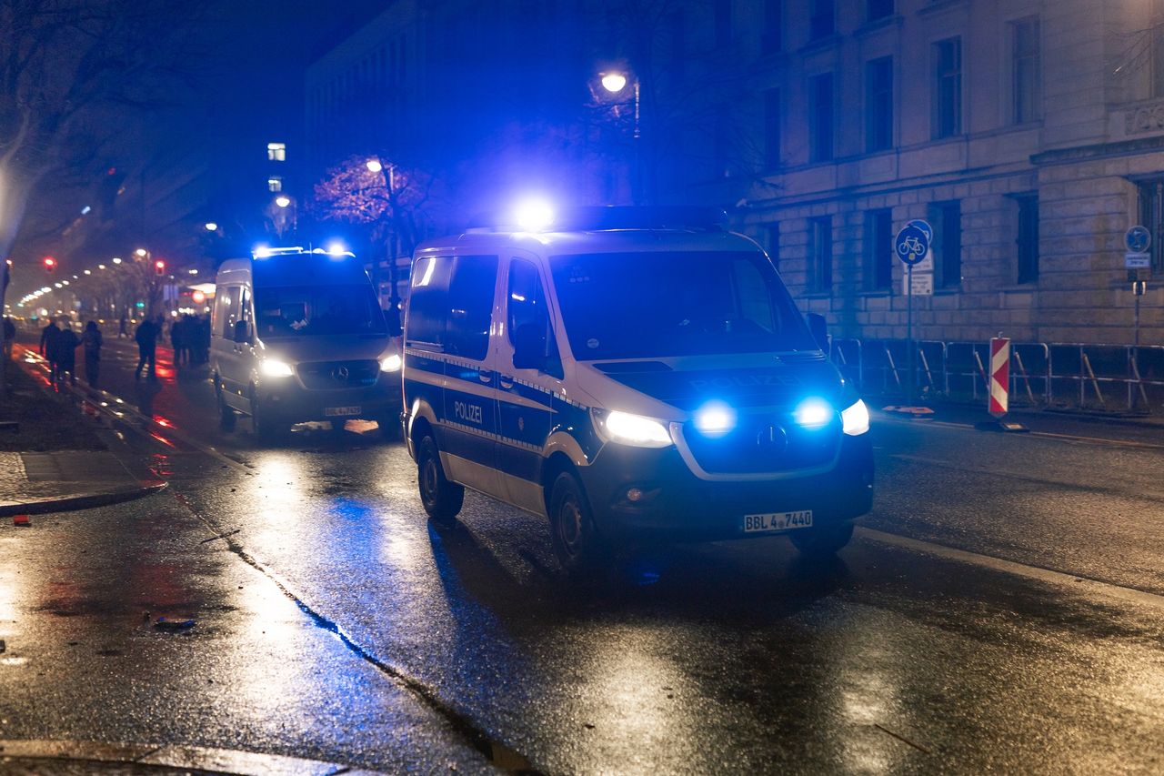 Padły strzały. Dramatyczny wieczór w Niemczech. Oto możliwy motyw