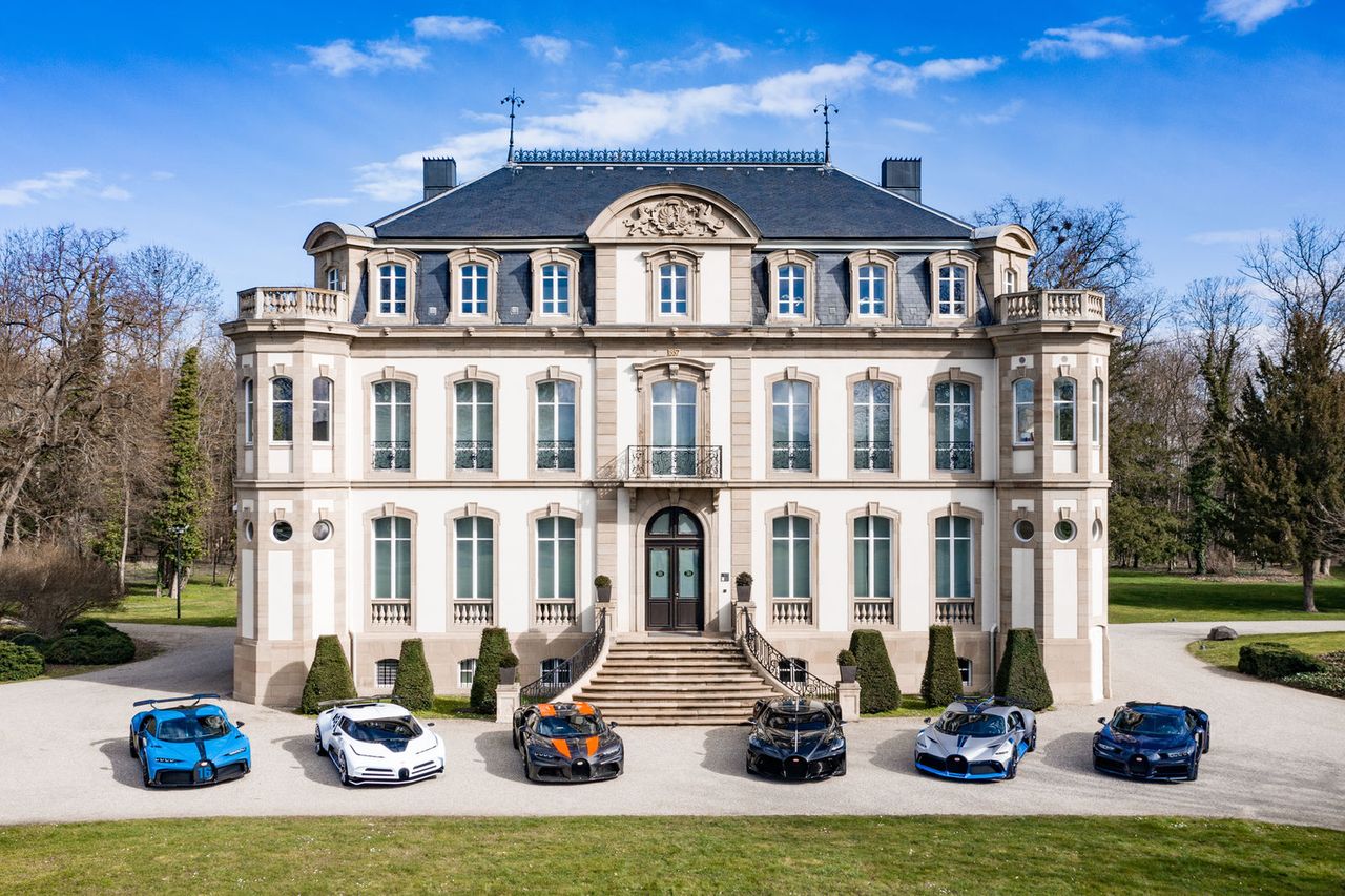 Tyle dobra w jednym miejscu. Kolekcja Bugatti warta ponad 100 mln zł