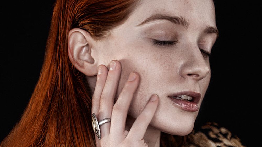 Arcadius Mauritz radzi jak wykorzystać światło z okna w fotografii portretowej - Practice Makes Perfect 1