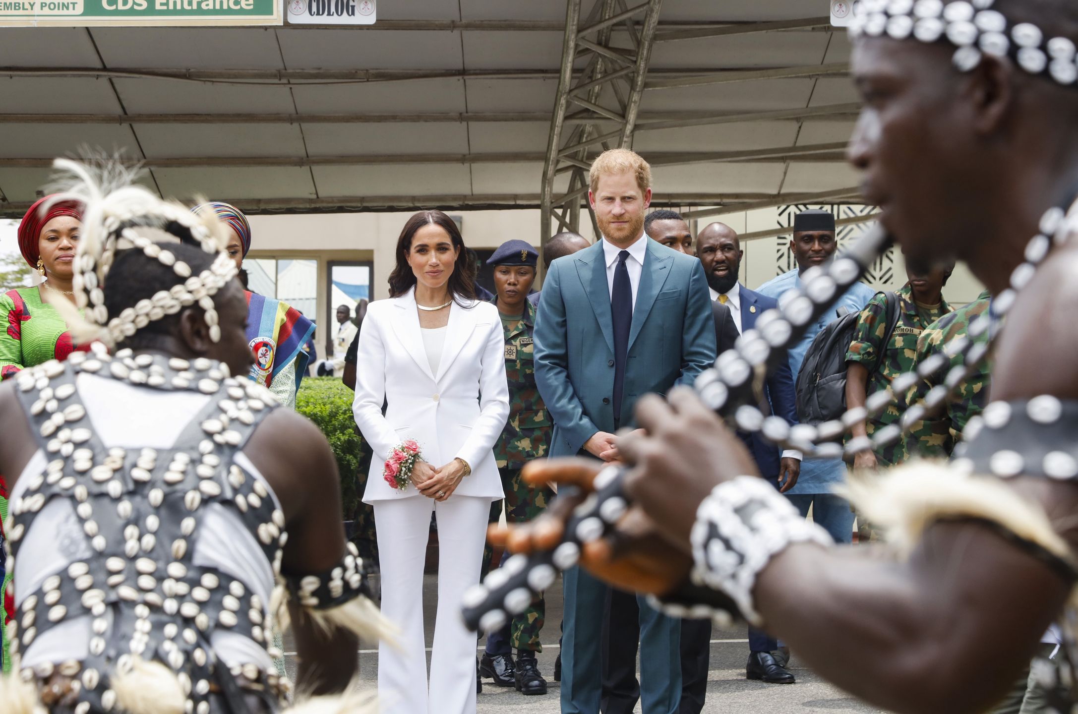 Meghan Markle i książę Harry w Nigerii