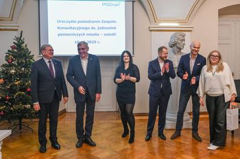 Poznań:  W Urzędzie Miasta uhonorowano radnych osiedlowych