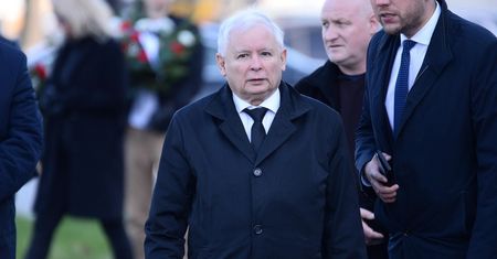 To zaboli prezesa. Niemiec bije w Kaczyńskiego