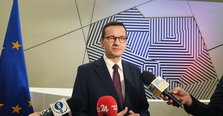 Szczyt UE ws. budżetu na razie bez przełomu. "Negocjacje potrwają jeszcze długie miesiące"