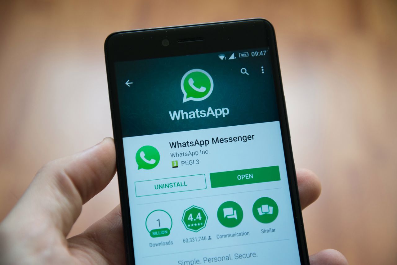 WhatsApp dostanie ciemny motyw – już teraz wiadomo, jak będzie wyglądać