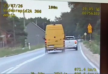 123 kierowców za szybko w powiecie jędrzejowskim. Rekordzista dostał 46 punktów karnych
