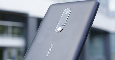 Jakie smartfony kupujemy? Głównie Samsungi, coraz chętniej Xiaomi i... Nokie
