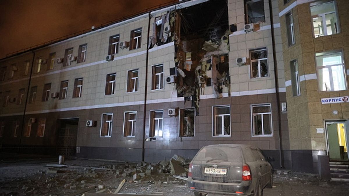 Zniszczony szpital w okupowanym Doniecku