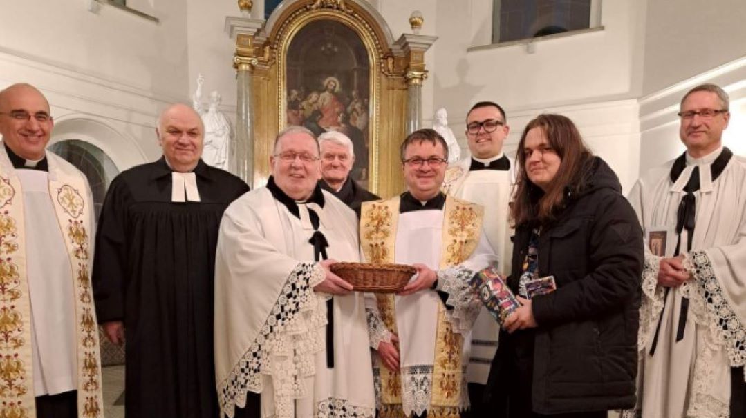 Duchowni katoliccy i ewangeliccy wspólnie postanowili oddać pieniądze z tacy na WOŚP 