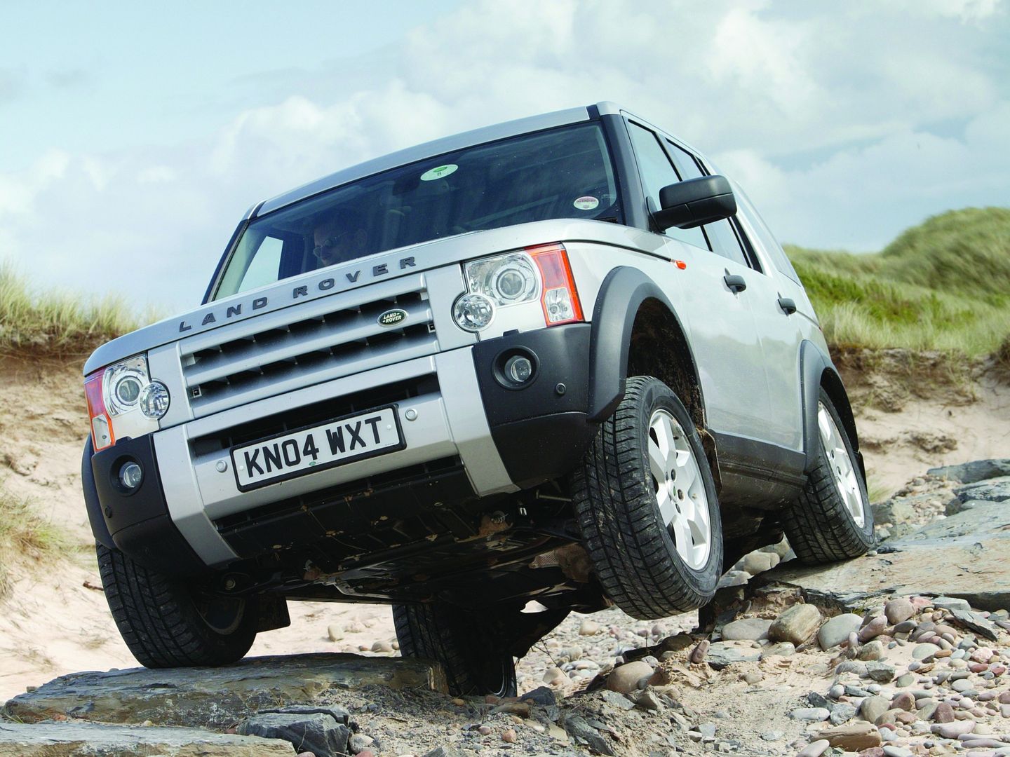Co do przeznaczenia i pozycjonowania, to jest moim zdaniem Land Rover Defender przyszłości. Obecne Discovery nie jest do końca takim autem, jak trzecia generacja.