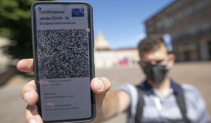 Koronawirus. We Włoszech kwitnie handel fałszywymi certyfikatami covidowymi