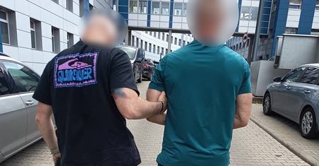 Ukrywał się kilka lat. "Łowcy głów" dopadli pseudokibica