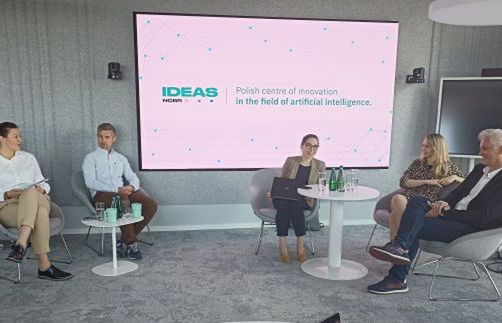 Czy sztuczna inteligencja może być przyjazna i pożyteczna społecznie?