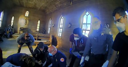 Zeznania Baldwina i postrzelonego reżysera filmu ''Rust''. Policja opublikowała wideo