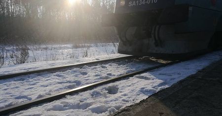 Międzyrzec Podlaski: Śmierć na przejeździe. Samochód wjechał pod pociąg