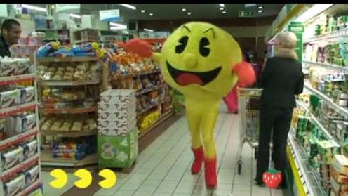 Pac-Man atakuje francuski hipermarket - Remi Gaillard w akcji 1