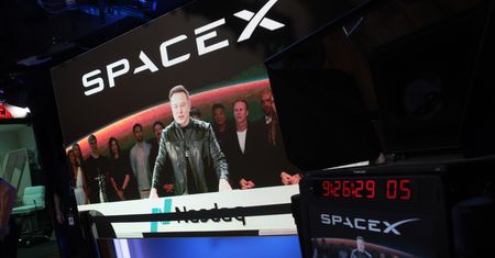 Akcje SpaceX poniżej ceny debiutu. Kto wierzył w utrzymanie kursu, stracił