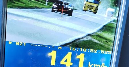 Łosice: Jechał Mustangiem ponad 140km/h w zabudowanym