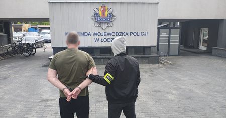 Wyłudzili 1,4 mln zł. Grupa oszustów w rękach policji