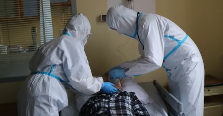 Bytom. Więcej łóżek dla chorych na COVID-19. Inni pacjenci wypisywani lub przenoszeni