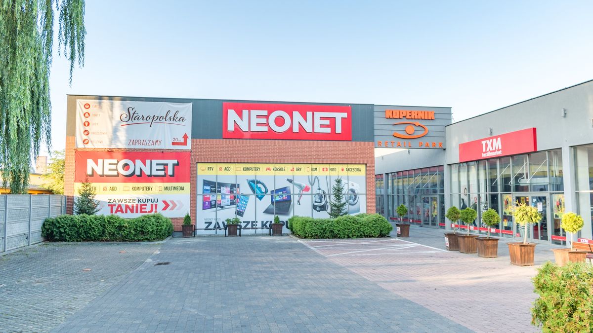 Neonet store at Kopernik retail park.
Kwidzyn, Poland - September 22, 2019: Neonet store at Kopernik retail park.
RobsonPL
list(2019, kwidzyn, neonet, kopernik, mall, park, shop, store)
