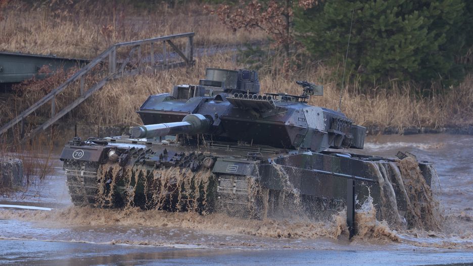 Niemieckie Leopardy trafią do Czech i Słowacji, natomiast na razie nie ma takiej zgody na realizację umowy z Polską. 