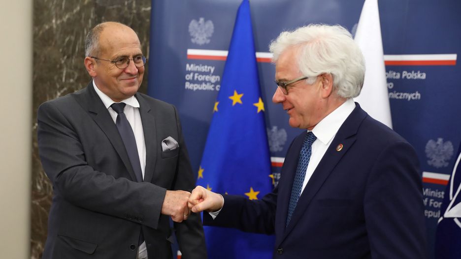 Prof. Zbigniew Rau przejmuje ministerstwo od poprzednika Jacka Czaputowicza