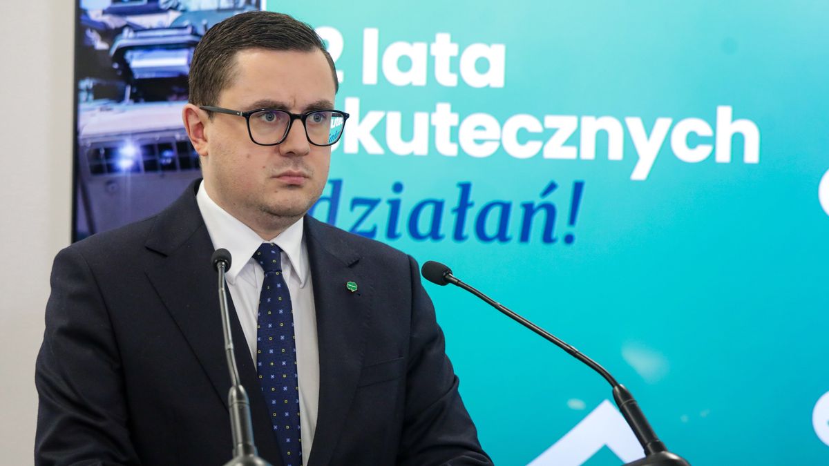 Minister energii Miłosz Motyka