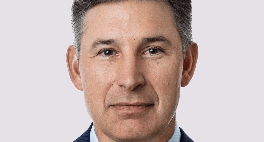 Były szef finansów Twittera i specjalista od przejęć we władzach właściciela TVN