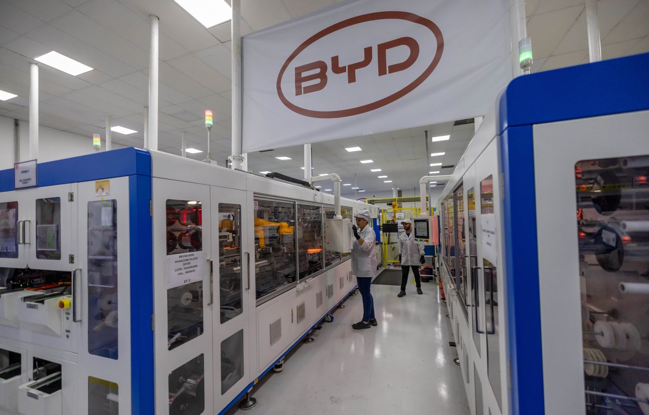 "Niewolnicze warunki pracy". Brazylia oskarża chińskiego giganta