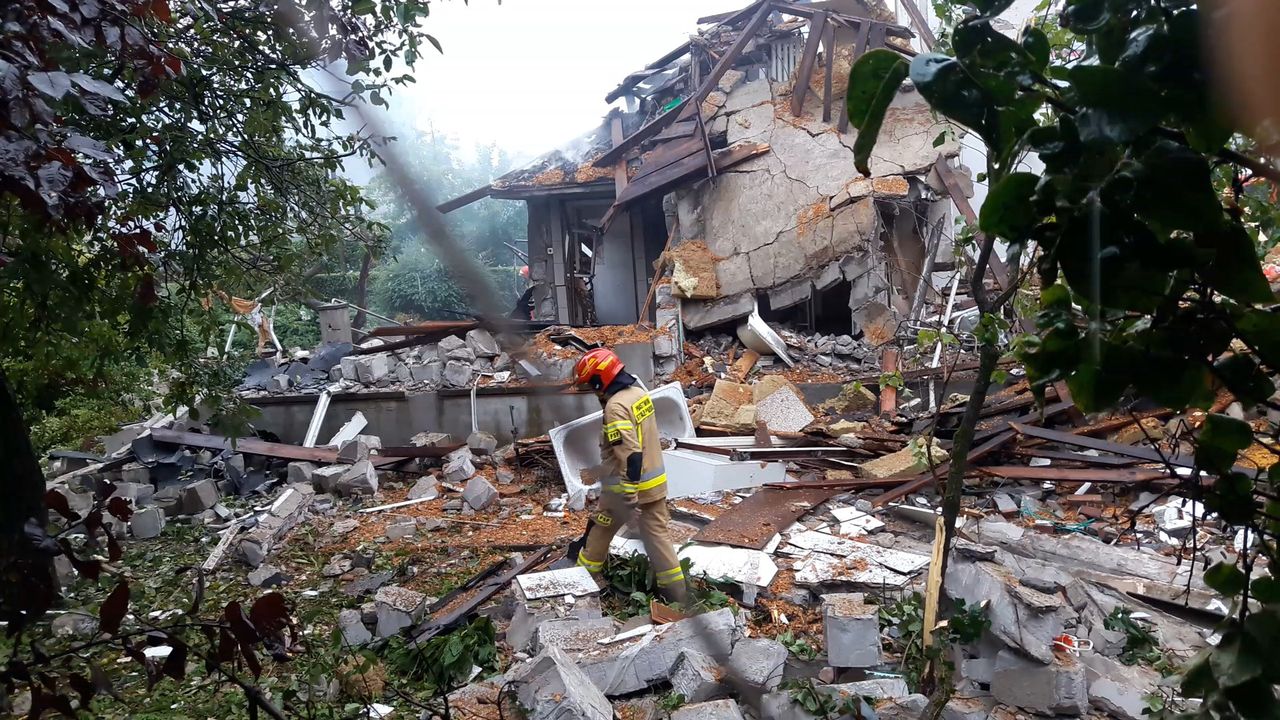 Po wybuchu runął dom w Toruniu. Nie wiadomo, czy ktoś jest pod gruzami