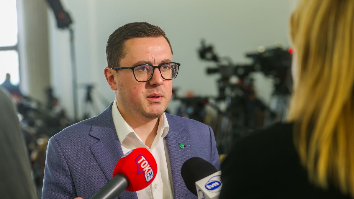 Miłosz Motyka przekonuje, że Polacy nie muszą bać się "radykalnych podwyżek" cen energii od lipca