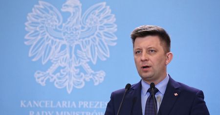 PiS: 500 plus z największym dofinansowaniem. Michał Dworczyk zdradził, ile wyniosą koszty uzupełnień programów rządu