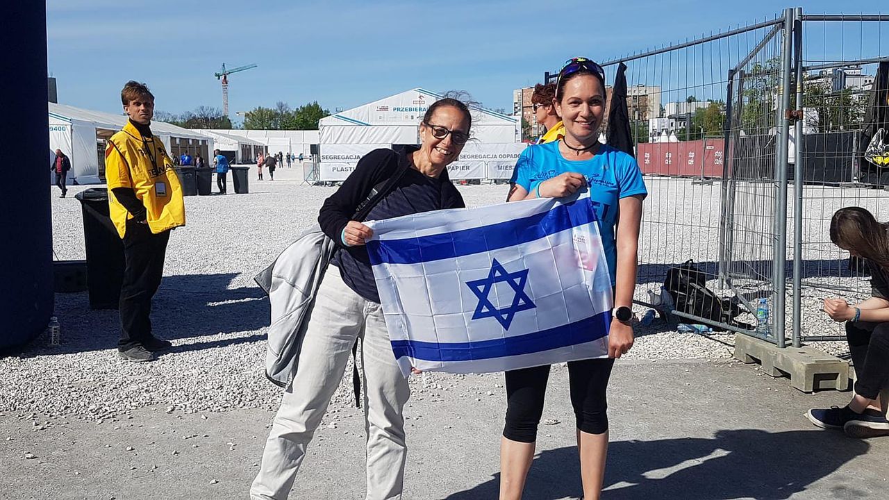 Chcę biec przez Warszawę z flagą Izraela. Niech cały świat widzi