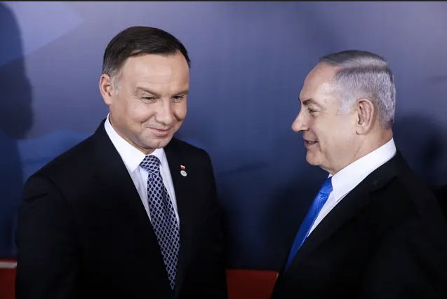 Publikacja "Jerusalem Post" opisująca spotkanie prezydenta Dudy z premierem Benjaminem Netanjahu ponownie zagroziła współpracy polsko-izraelskiej. 