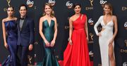 Najpiękniejsze kreacje na Emmy Awards 2016! Która gwiazda zachwyciła stylizacją?