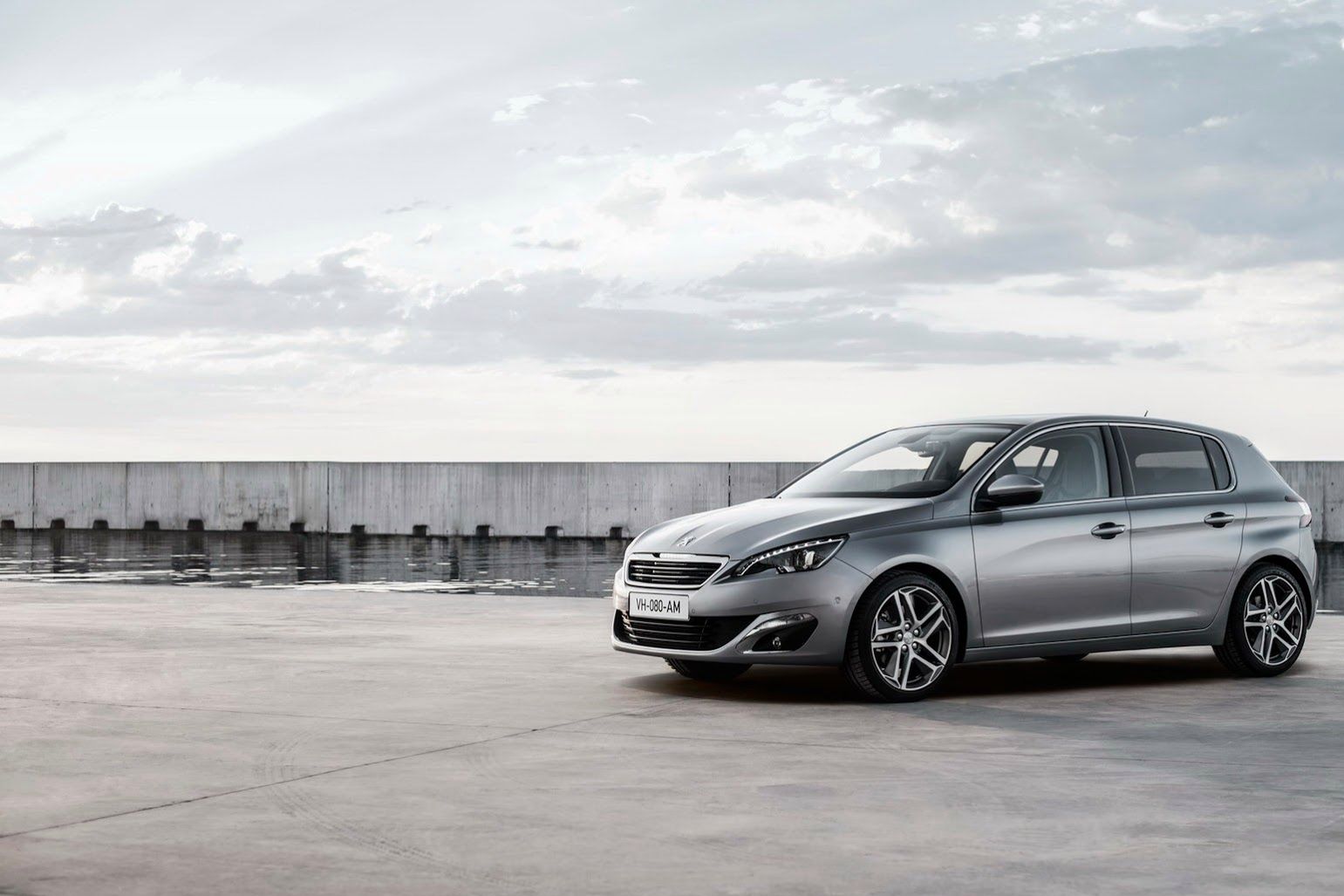 Nowy Peugeot 308 w obszernej galerii zdjęć 59