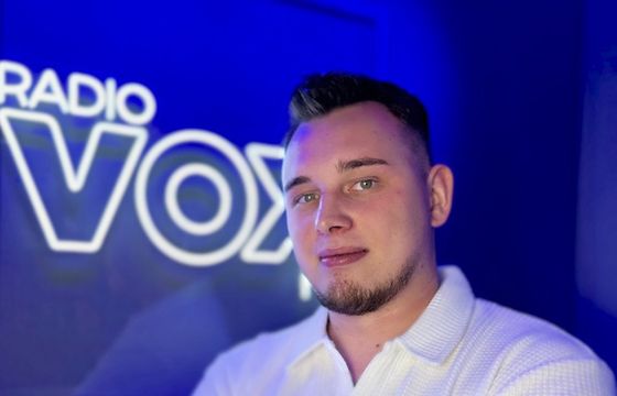 Nowy prezenter VOX FM