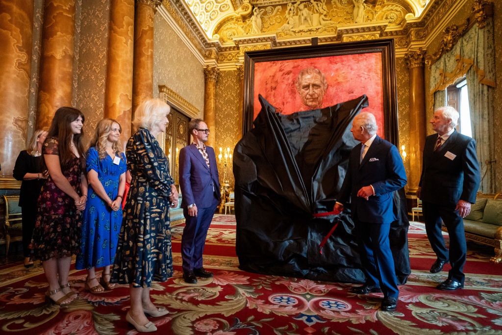 Król Karol III odsłonił swój portret