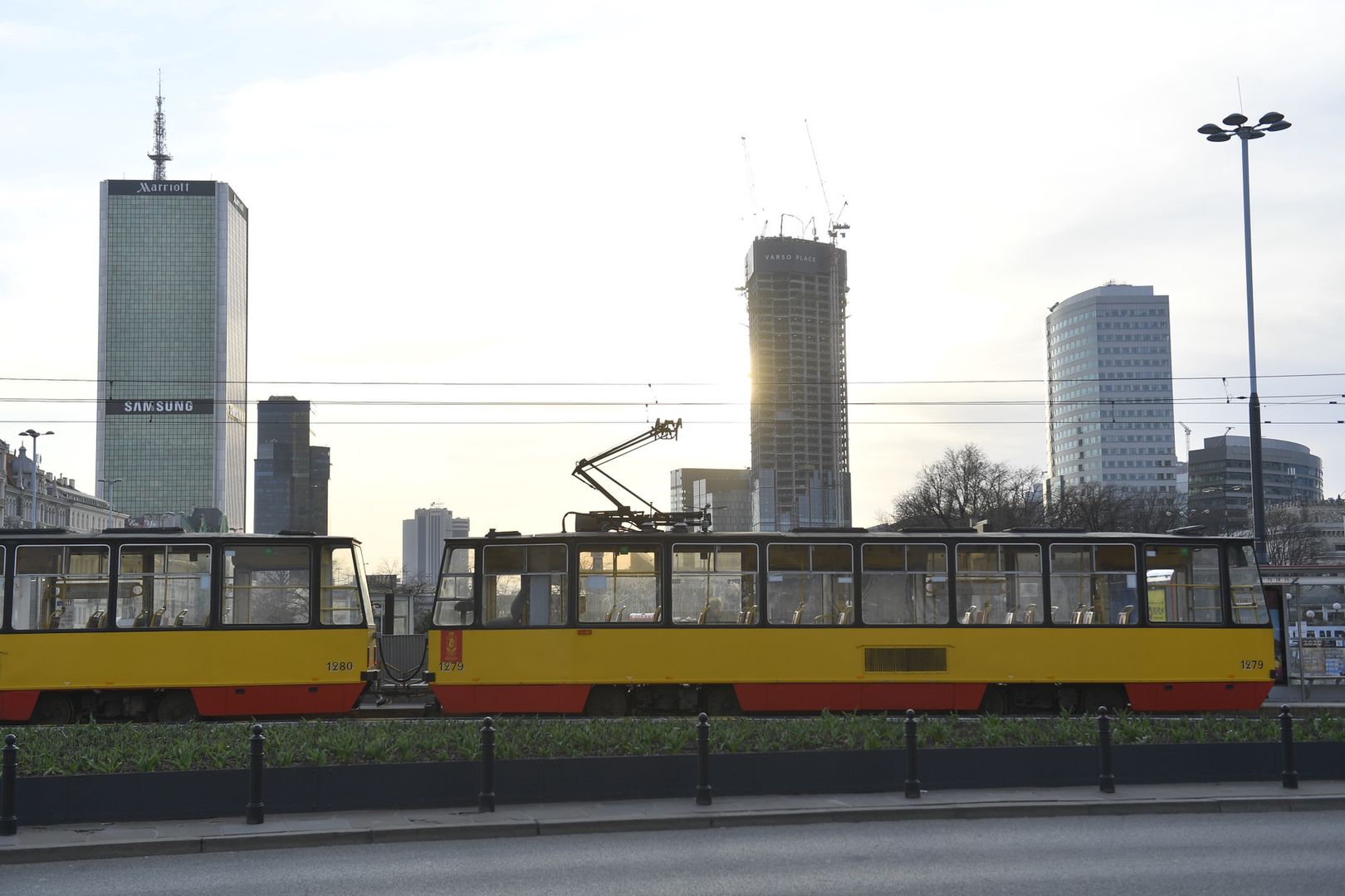 Bójka w tramwaju nr 10. Motorniczy i pasażer trafili do szpitala