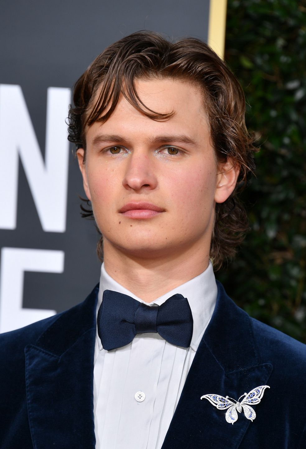 Ansel Elgort tłumaczy się z zarzutów gwałtu na 17-letniej fance