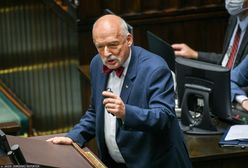 Janusz Korwin-Mikke dodał kontrowersyjne wpisy w sieci. Burza w komentarzach