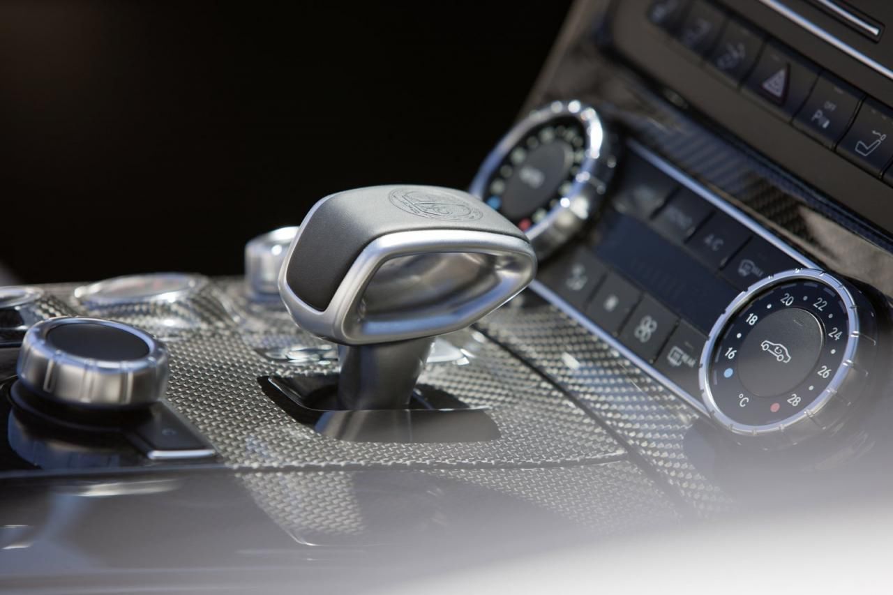 Mercedes-Benz SLS AMG Roadster [megagaleria] 40