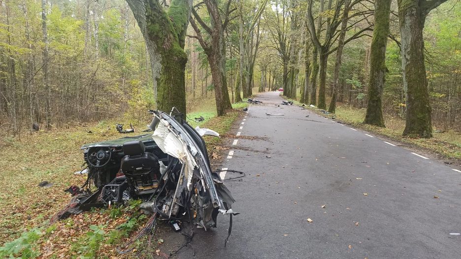 Tragiczny wypadek na drodze pod Olsztynem. Zginął kierowca audi