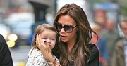 Córka Beckhamów zakłada każde ubranko TYLKO RAZ!