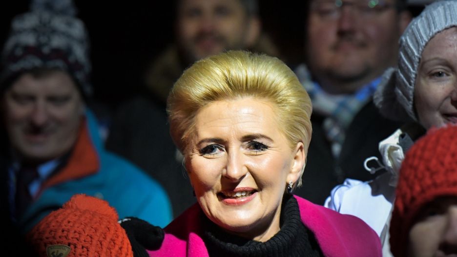 Najnowszy sondaż. Wybory 2020. Agata Duda powinna dostawać pensję? Polacy odpowiedzieli