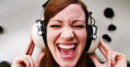 "Nie słuchaj muzyki"? Oto jak piosenki wpływają na psychikę