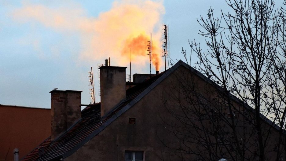 Polskie miasta wciąż toną w smogu